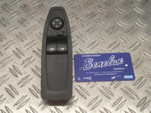 Gebruikte Ruit schakelaar elektrisch BMW 4 serie (F32) 428i 2.0 Turbo 16V Prijs op aanvraag aangeboden door Benelux Zwijndrecht B.V.