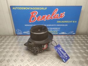 Gebruikte Chaufage Ventilatiemotor Mercedes Sprinter 5t (907.6) 316 CDI 2.1 D RWD Prijs op aanvraag aangeboden door Benelux Zwijndrecht B.V.