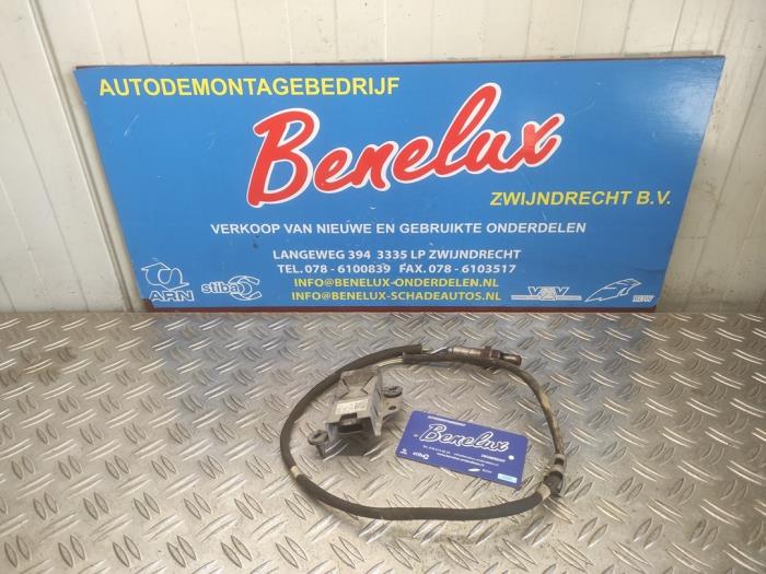 Gebruikte Nox sensor Ford Transit Connect (PJ2) 1.5 EcoBlue Prijs op aanvraag aangeboden door Benelux Zwijndrecht B.V.