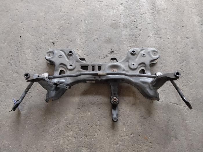 Gebruikte Subframe Volkswagen Polo VI (AW1) 1.0 MPi 12V Prijs op aanvraag aangeboden door Benelux Zwijndrecht B.V.