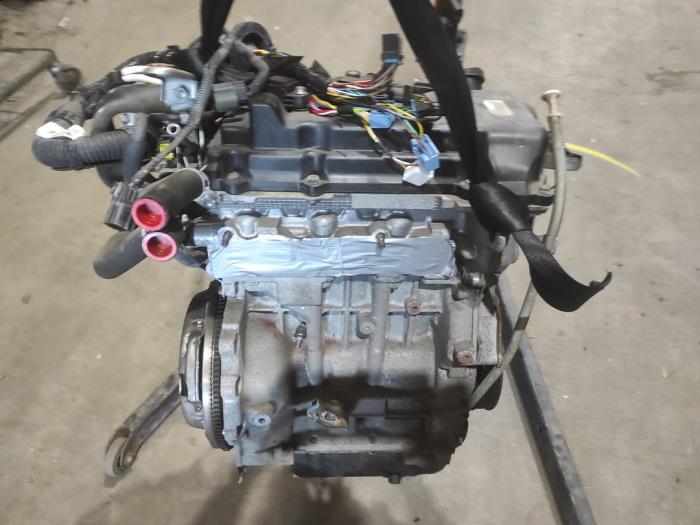 Gebruikte Motor Mitsubishi Space Star (A0) 1.0 12V Prijs € 700,00 Margeregeling aangeboden door Benelux Zwijndrecht B.V.