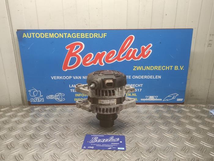 Gebruikte Alternator Toyota Aygo (B40) 1.0 12V VVT-i Prijs op aanvraag aangeboden door Benelux Zwijndrecht B.V.