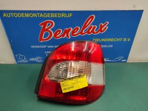 Gebruikte Achterlicht rechts Renault Scénic I (JA) 1.6 16V Prijs op aanvraag aangeboden door Benelux Zwijndrecht B.V.