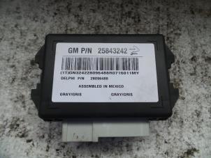 Gebruikte Bodycontrol Module Opel Antara (LA6) 2.0 CDTI 16V 4x4 Prijs op aanvraag aangeboden door Autodemontage Joko B.V.
