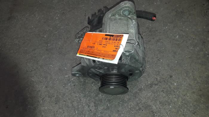 Gebruikte Dynamo Ford Fiesta 4 1.3i Prijs op aanvraag aangeboden door Autodemontage Joko B.V.