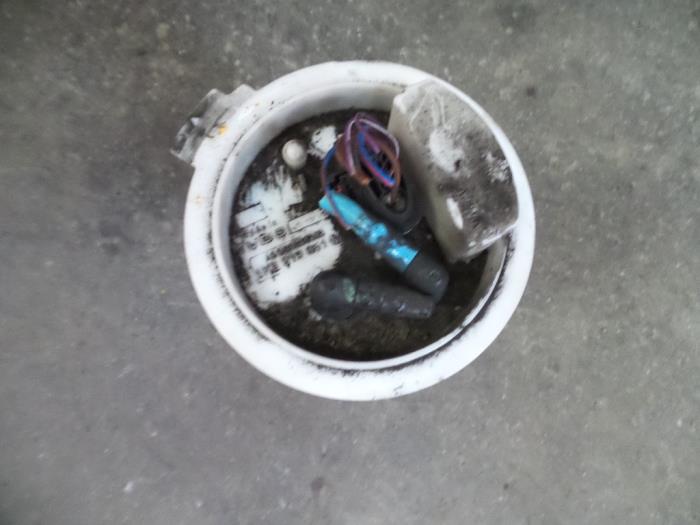 Gebruikte Tank element Pomp Volkswagen Golf V (1K1) 1.4 16V Prijs op aanvraag aangeboden door Autodemontage Joko B.V.