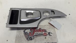 Gebruikte Middenconsoles BMW 5 serie Touring (E61) 520d 16V Prijs op aanvraag aangeboden door Autodemontage Joko B.V.