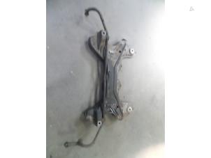 Gebruikte Subframe Volkswagen Bora (1J2) 1.6 Prijs op aanvraag aangeboden door Autodemontage Joko B.V.