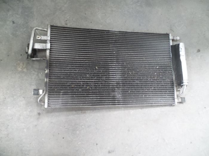Gebruikte Airco Condensor Hyundai Tucson (JM) 2.0 CRDi VGT 16V 4x2 Prijs op aanvraag aangeboden door Autodemontage Joko B.V.