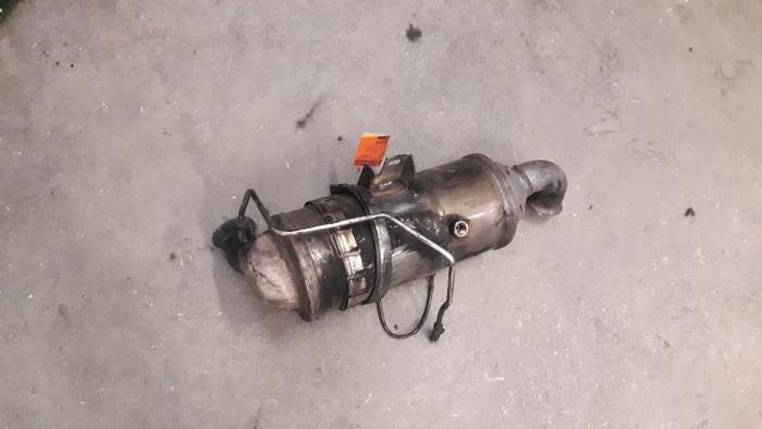 Gebruikte Roetfilter Peugeot 307 Break (3E) 1.6 HDi 90 16V Prijs op aanvraag aangeboden door Autodemontage Joko B.V.