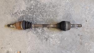 Gebruikte Cardanas links-voor (VWA) Toyota Aygo (B10) 1.4 HDI Prijs op aanvraag aangeboden door Autodemontage Joko B.V.