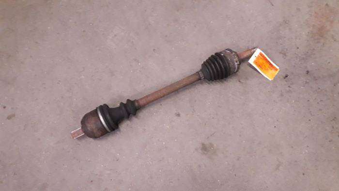 Gebruikte Steekas links-voor Renault Megane (EA) 2.0i Prijs op aanvraag aangeboden door Autodemontage Joko B.V.