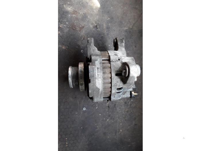 Gebruikte Dynamo Nissan Almera (N16) 1.5 dCi Prijs op aanvraag aangeboden door Autodemontage Joko B.V.