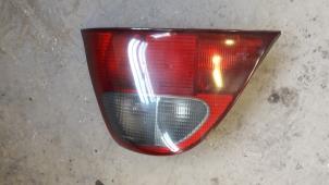 Gebruikte Achterlicht rechts Rover 25 2.0 iDT Prijs op aanvraag aangeboden door Autodemontage Joko B.V.