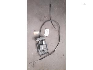 Gebruikte Handrem motor Opel Meriva 1.7 CDTI 16V Prijs op aanvraag aangeboden door Autodemontage Joko B.V.