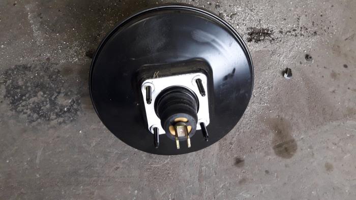 Gebruikte Rembooster Ford Focus 2 1.6 16V Prijs op aanvraag aangeboden door Autodemontage Joko B.V.