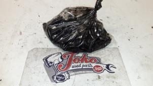 Gebruikte Tuimelaar Ssang Yong Rexton 2.7 CRDi Prijs op aanvraag aangeboden door Autodemontage Joko B.V.