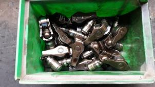 Gebruikte Tuimelaar Peugeot 308 (4A/C) 1.4 VTI 16V Prijs op aanvraag aangeboden door Autodemontage Joko B.V.