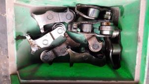 Gebruikte Tuimelaar Peugeot 308 (4A/C) 1.4 VTI 16V Prijs op aanvraag aangeboden door Autodemontage Joko B.V.