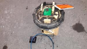 Gebruikte Tank element Pomp Citroen C8 (EA/EB) 2.0 HDi 16V Prijs op aanvraag aangeboden door Autodemontage Joko B.V.