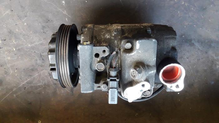 Gebruikte Aircopomp Audi A4 Avant (B6) 2.5 TDI 24V Prijs op aanvraag aangeboden door Autodemontage Joko B.V.