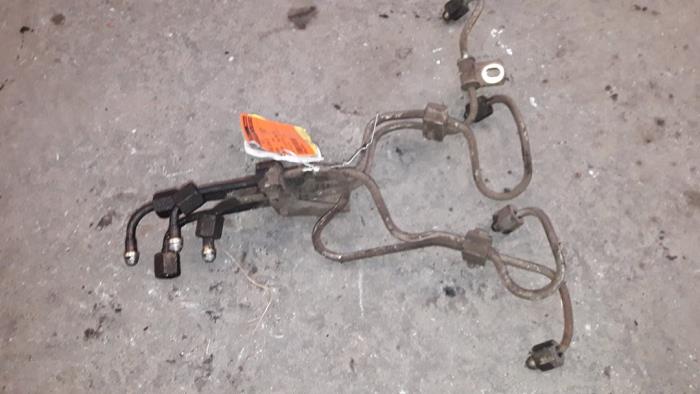 Gebruikte Dieselleiding Set Nissan Cabstar (F22) 2.5 D Prijs op aanvraag aangeboden door Autodemontage Joko B.V.