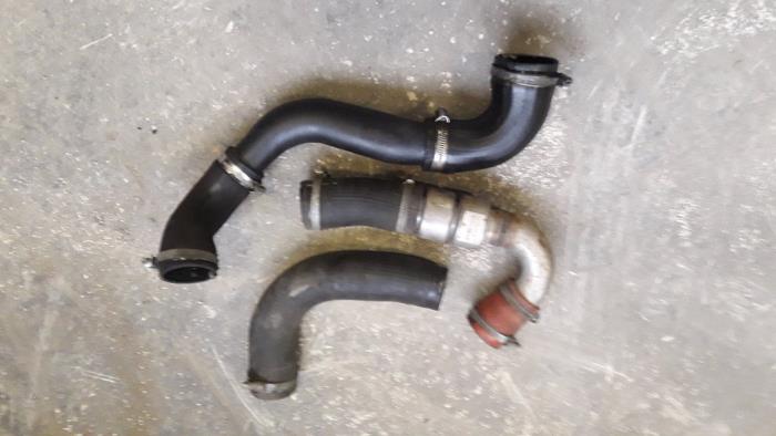 Gebruikte Intercooler Slang Ford C-Max (DXA) 2.0 TDCi 16V Prijs op aanvraag aangeboden door Autodemontage Joko B.V.