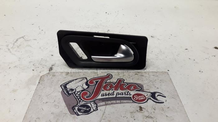 Portiergreep 2Deurs rechts van een Volkswagen Eos (1F7/F8) 2.0 FSI 16V 2008