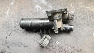 Gebruikte Thermostaathuis Renault Clio III (BR/CR) 1.5 dCi 70 Prijs op aanvraag aangeboden door Autodemontage Joko B.V.