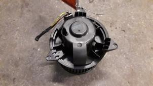 Gebruikte Chaufage Ventilatiemotor Ford Transit Connect 1.8 TDCi 90 Prijs op aanvraag aangeboden door Autodemontage Joko B.V.