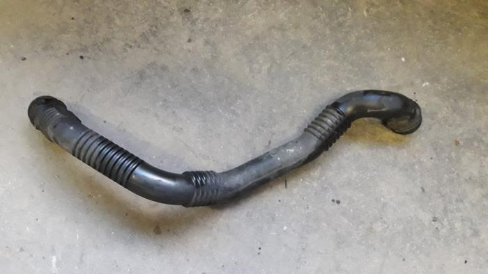 Gebruikte Intercooler Buis Mercedes B (W245) 2.0 B-180 CDI 16V Prijs op aanvraag aangeboden door Autodemontage Joko B.V.