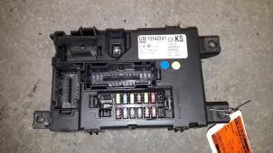 Gebruikte Zekeringkast Opel Corsa D 1.4 16V Twinport Prijs op aanvraag aangeboden door Autodemontage Joko B.V.
