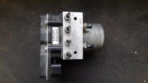 Gebruikte ABS Pomp Jaguar XF (CC9) 3.0 V6 24V Prijs op aanvraag aangeboden door Autodemontage Joko B.V.