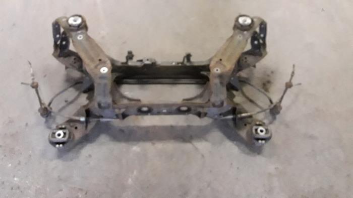 Gebruikte Subframe Jaguar XF (CC9) 3.0 V6 24V Prijs op aanvraag aangeboden door Autodemontage Joko B.V.