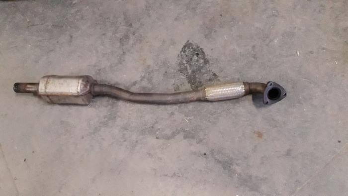 Gebruikte Katalysator Opel Astra H (L48) 1.7 CDTi 16V Prijs op aanvraag aangeboden door Autodemontage Joko B.V.