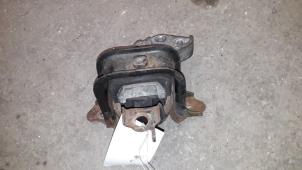 Gebruikte Motorsteun Toyota Yaris (P1) 1.0 16V VVT-i Prijs op aanvraag aangeboden door Autodemontage Joko B.V.