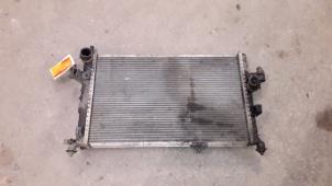 Gebruikte Radiateur Opel Corsa C (F08/68) 1.7 DTI 16V Prijs op aanvraag aangeboden door Autodemontage Joko B.V.