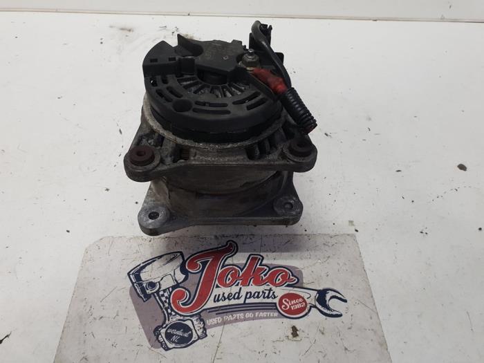 Gebruikte Dynamo Renault Clio III (BR/CR) 1.6 16V Prijs op aanvraag aangeboden door Autodemontage Joko B.V.