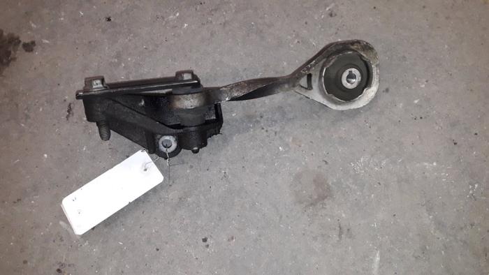 Gebruikte Motorrubber Renault Clio II Societe (SB) 1.5 dCi 68 Prijs op aanvraag aangeboden door Autodemontage Joko B.V.