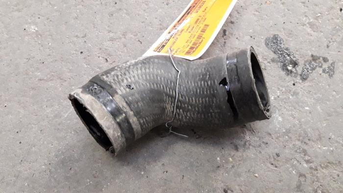 Gebruikte Intercooler Slang Fiat Punto Evo (199) 1.6 JTD Multijet 16V Euro 5 DPF Prijs op aanvraag aangeboden door Autodemontage Joko B.V.
