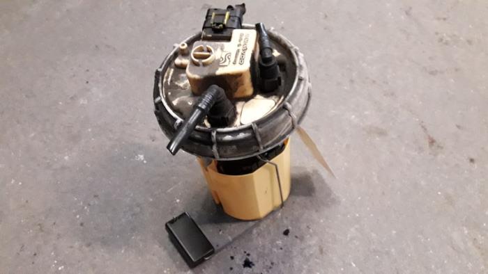 Gebruikte Tank element Pomp Fiat Punto Evo (199) 1.6 JTD Multijet 16V Euro 5 DPF Prijs op aanvraag aangeboden door Autodemontage Joko B.V.