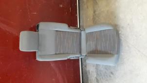 Gebruikte Stoel achter Ford C-Max (DM2) 1.6 TDCi 16V 109 Prijs op aanvraag aangeboden door Autodemontage Joko B.V.
