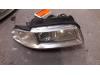Koplamp rechts van een Audi A4 1999