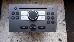 Gebruikte Radio CD Speler Opel Meriva 1.3 CDTI 16V Prijs op aanvraag aangeboden door Autodemontage Joko B.V.
