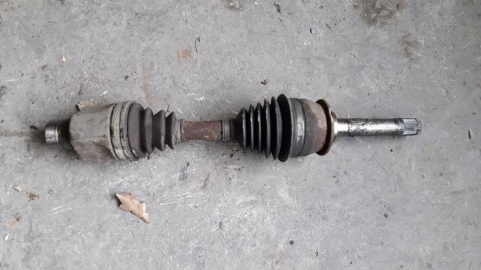 Gebruikte Steekas links-voor Ssang Yong Rexton 2.9 TD RJ 290 Prijs op aanvraag aangeboden door Autodemontage Joko B.V.