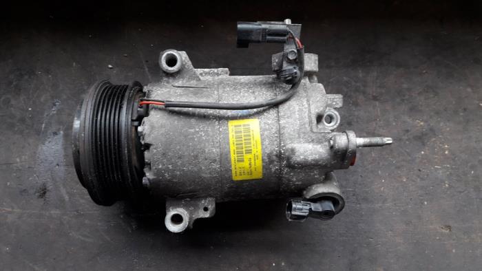 Gebruikte Aircopomp Ford B-Max (JK8) 1.0 EcoBoost 12V 100 Van Prijs op aanvraag aangeboden door Autodemontage Joko B.V.