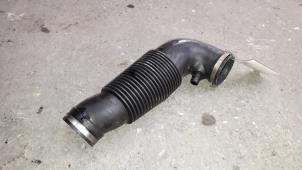 Gebruikte Luchtinlaat slang Peugeot 307 (3A/C/D) 1.6 16V Prijs op aanvraag aangeboden door Autodemontage Joko B.V.