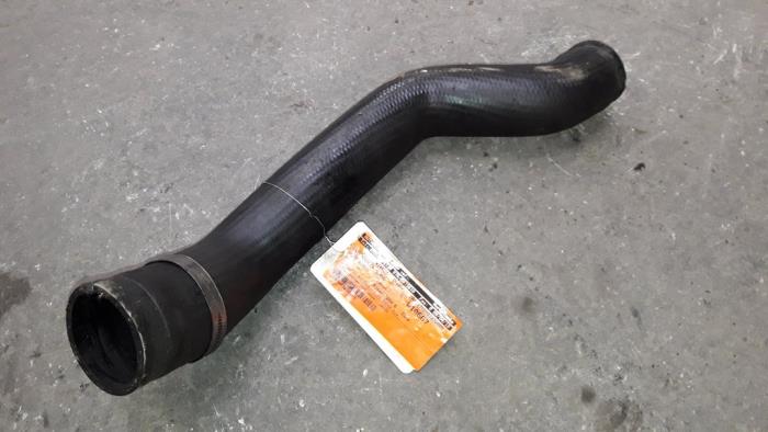 Gebruikte Intercooler Slang Alfa Romeo GT (937) 1.9 JTD 16V Multijet Prijs op aanvraag aangeboden door Autodemontage Joko B.V.