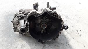 Gebruikte Versnellingsbak Volvo S70 2.5 TDI Prijs op aanvraag aangeboden door Autodemontage Joko B.V.