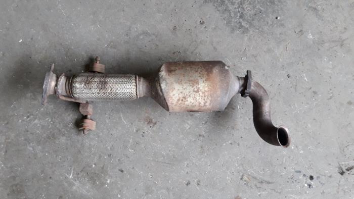 Gebruikte Katalysator Ford Mondeo IV Wagon 1.8 TDCi 125 16V Prijs op aanvraag aangeboden door Autodemontage Joko B.V.